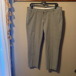 A.N.A. A new approach crop pant 97% cotton